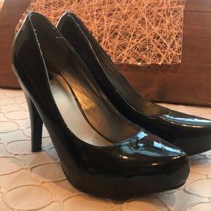 Black stiletto heels